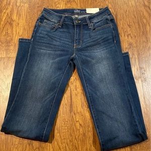 Size 0 Curvy Bootcut Jeans NWT